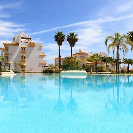 Ct 101 - Calanova Golf Apartment